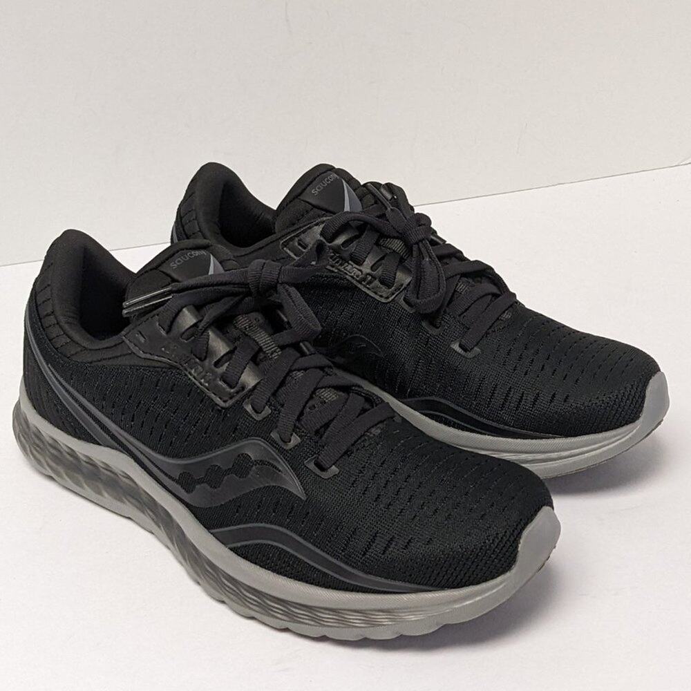 Saucony Kinvara 11 Running Shoes, Black, Women's 7.5 M